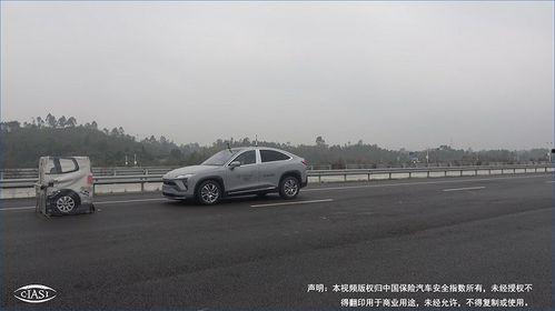 国产电动suv测试视频,续航、加速、操控全方位解析