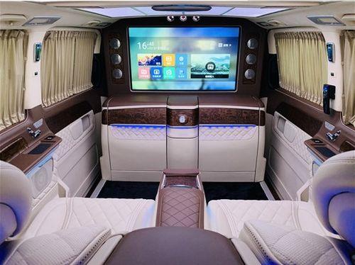 国产商务车改造床车视频,床车改造视频揭秘舒适出行新选择  第2张