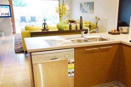 国产厨房诱惑视频下载  第3张